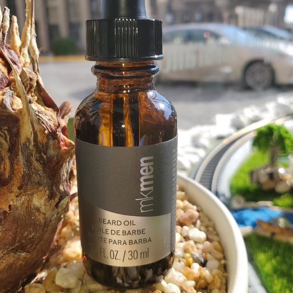 Special-Edition Mary Kay Men's Beard Oil - Picture 9 of 12